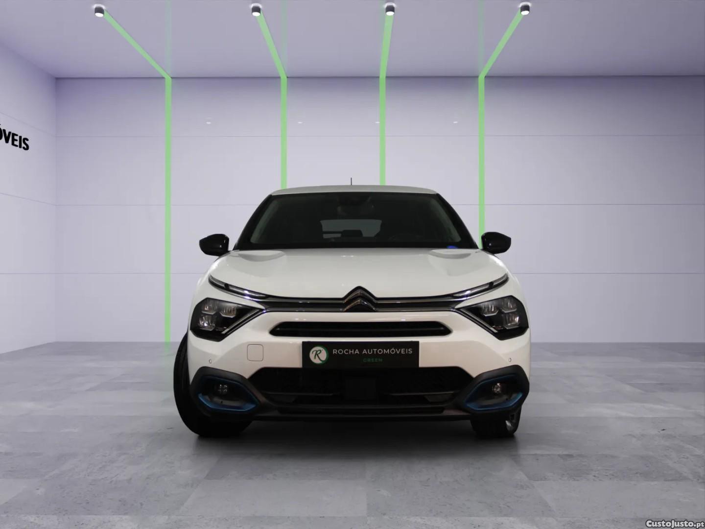 Citroën e-C4 50 kWh Shine — fotografia 14