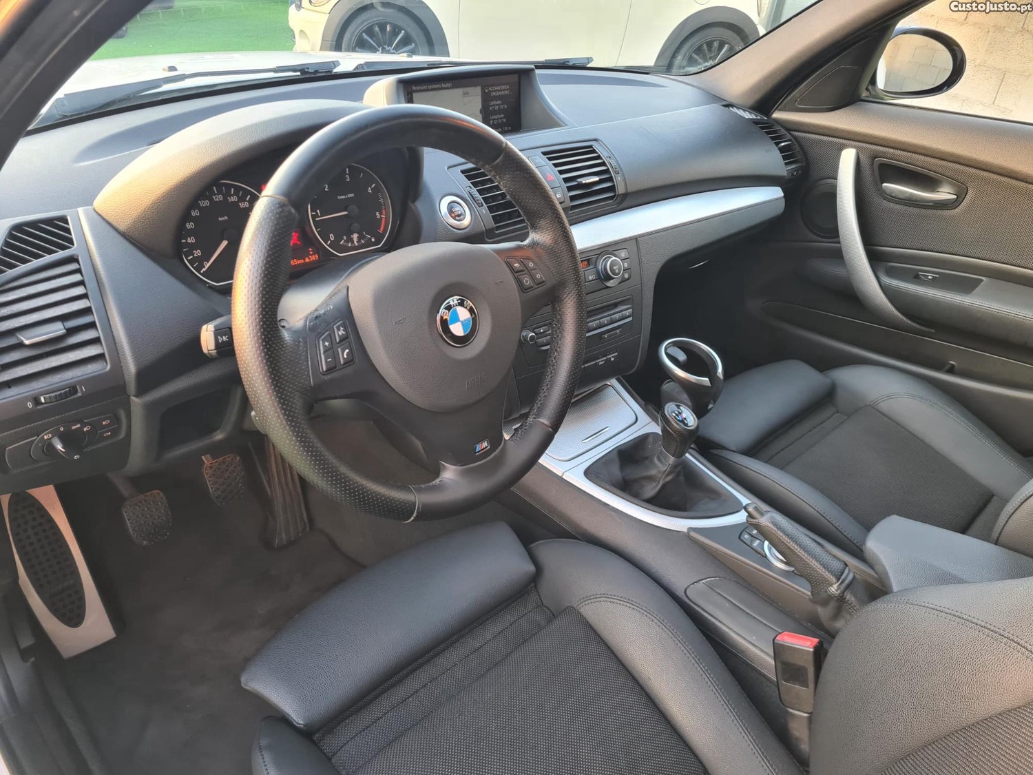 BMW 118 d Pack M - 09 — photo 5