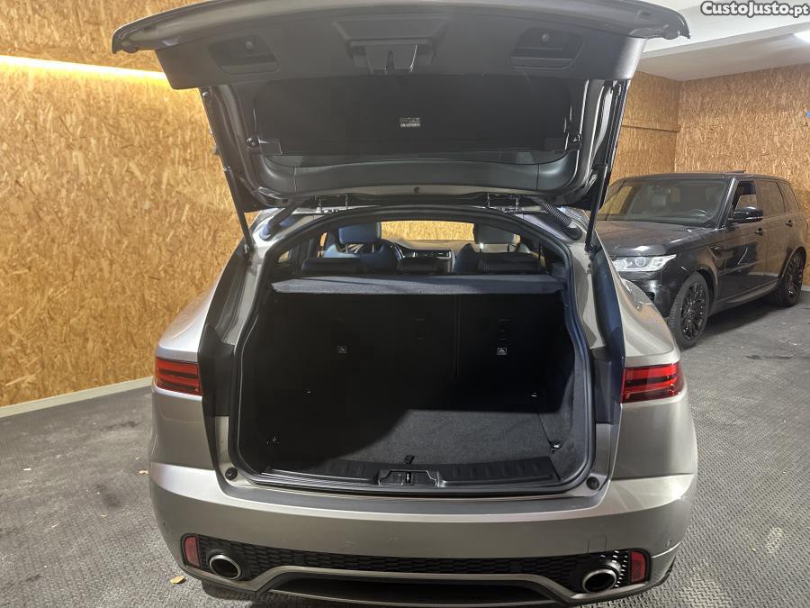 Jaguar E-Pace 2.0 i4D SE — fotografia 3