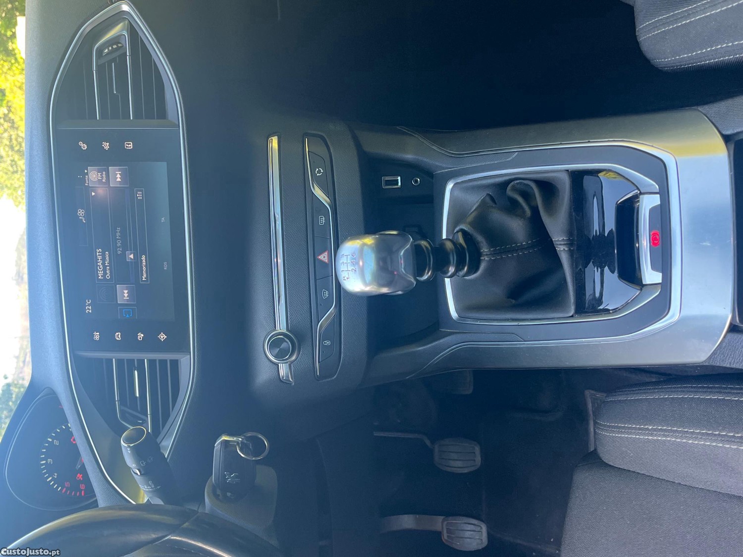 Peugeot 308 1.6 — fotografia 3