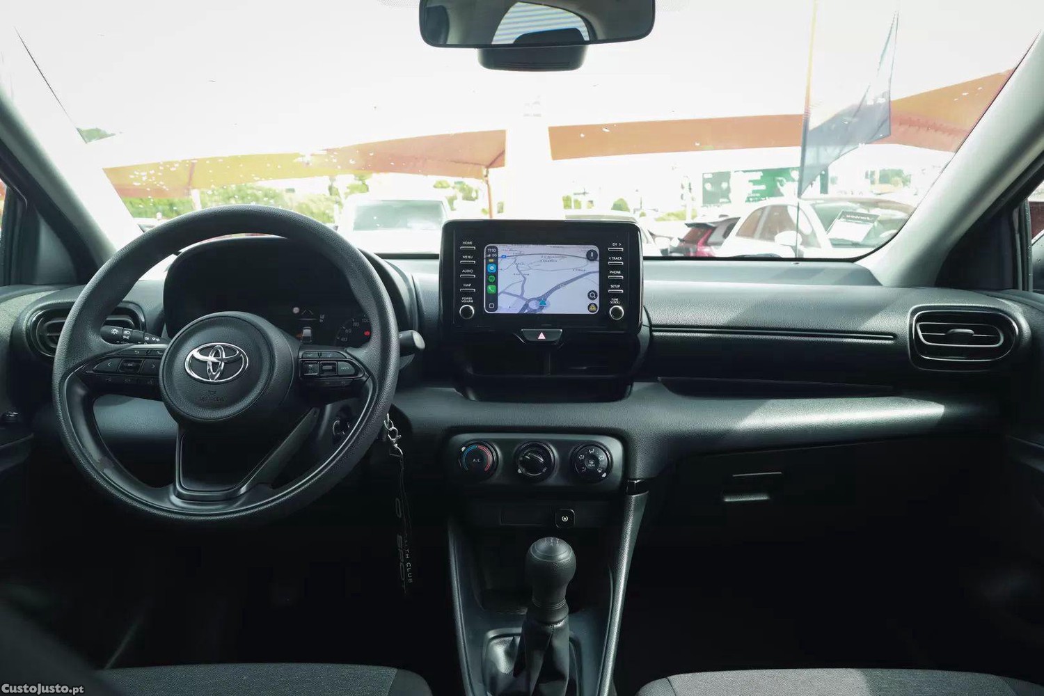 Toyota Yaris 1.0 vvt-i comfort — photo 2