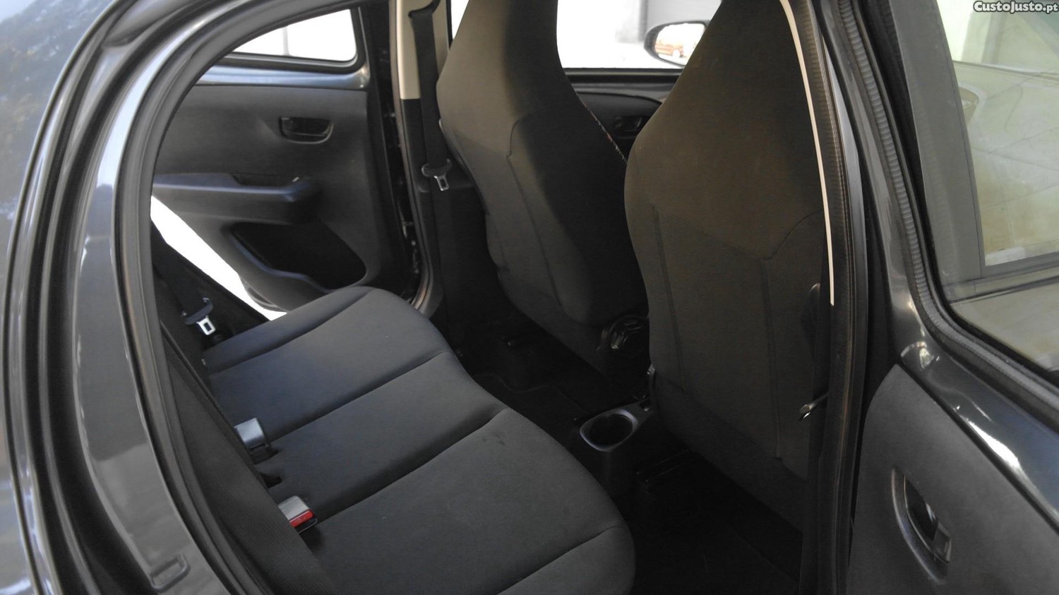 Citroën C1 1.0 VTi Feel — fotografia 13