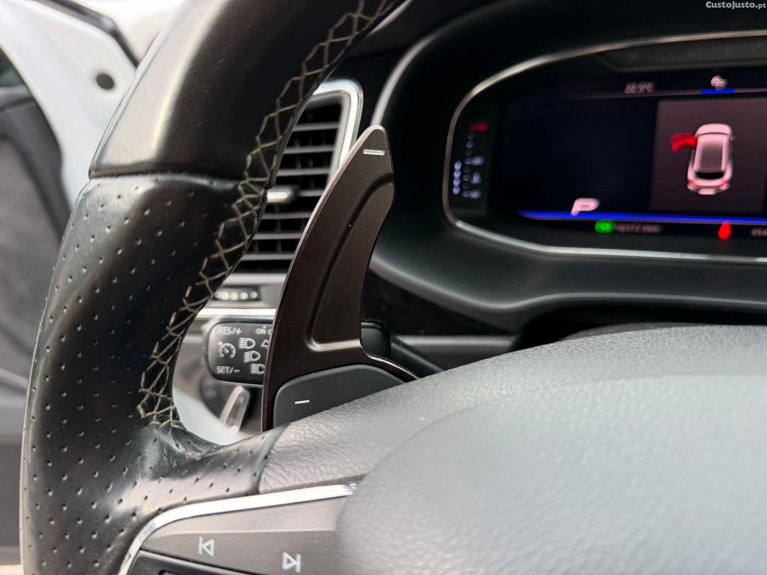 SEAT Leon 2.0 TSI Cupra 4Drive DSG S/S — fotografia 8