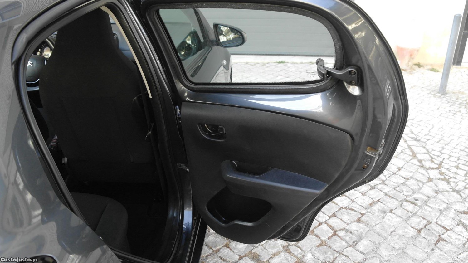 Citroën C1 1.0 VTi Feel — fotografia 14
