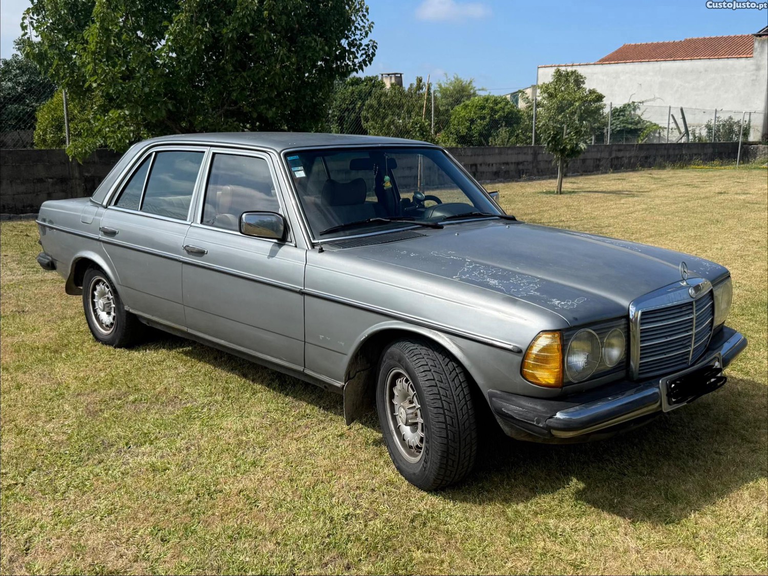 Mercedes-Benz 240 W123 — fotografia 5