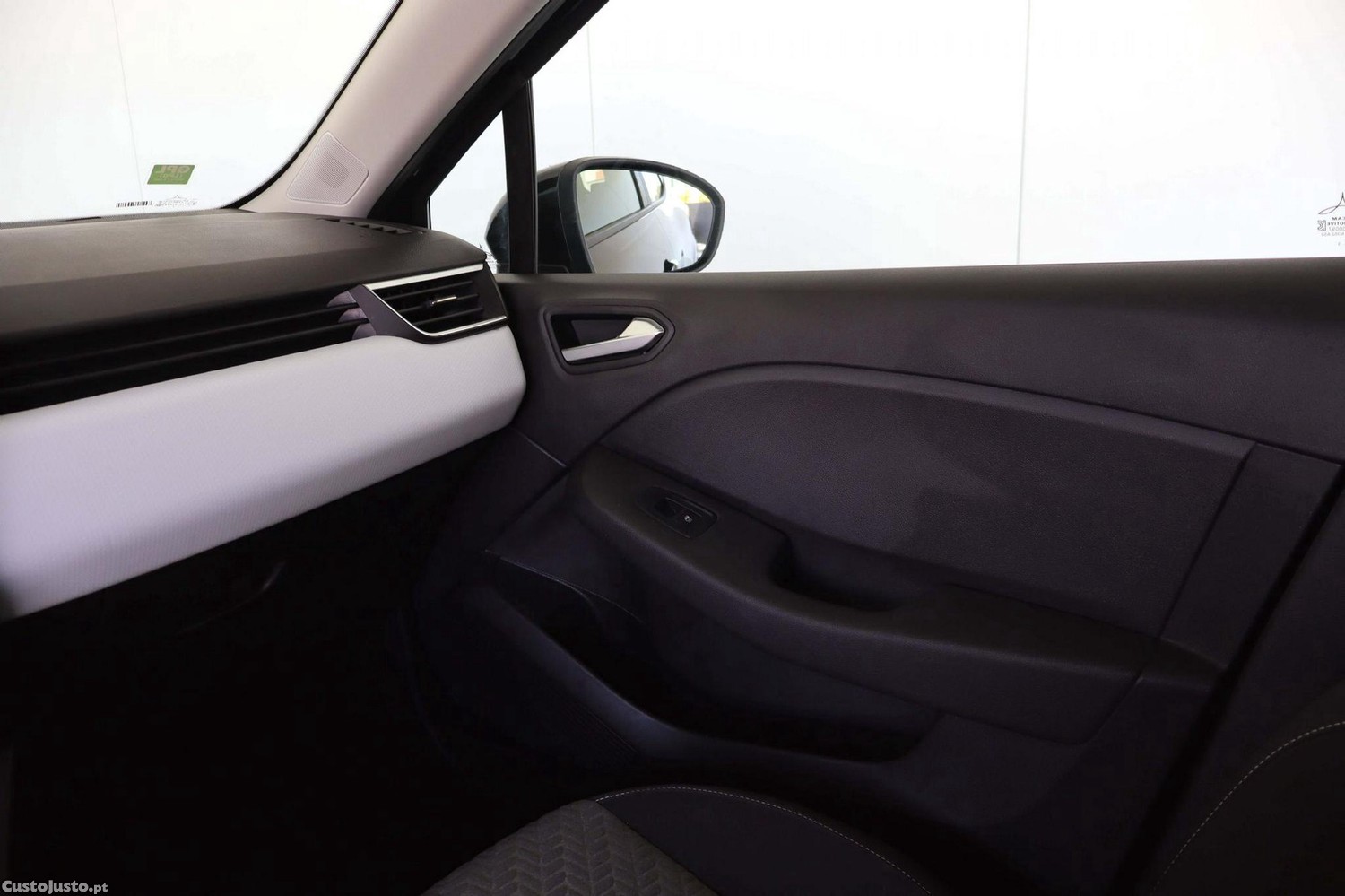 Renault Clio 1.0 TCe Evolution Bi-Fuel — fotografia 15