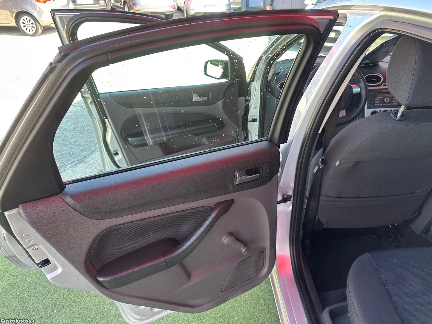 Ford Focus 1.6 TDCI — fotografia 7