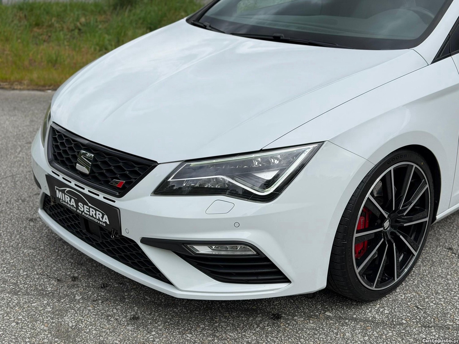SEAT Leon 2.0 TSI Cupra 4Drive DSG S/S — fotografia 25