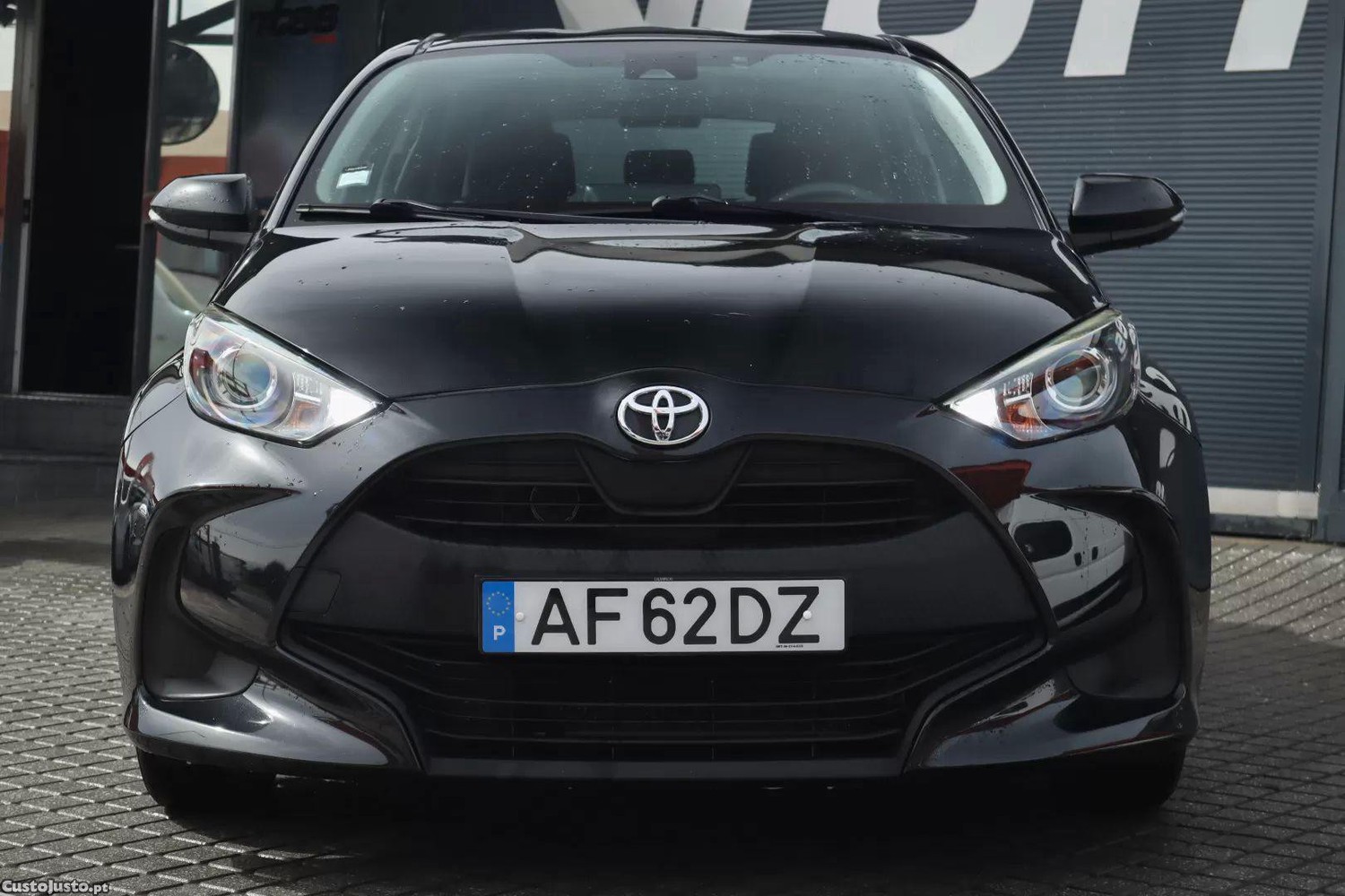 Toyota Yaris 1.0 vvt-i comfort — photo 5