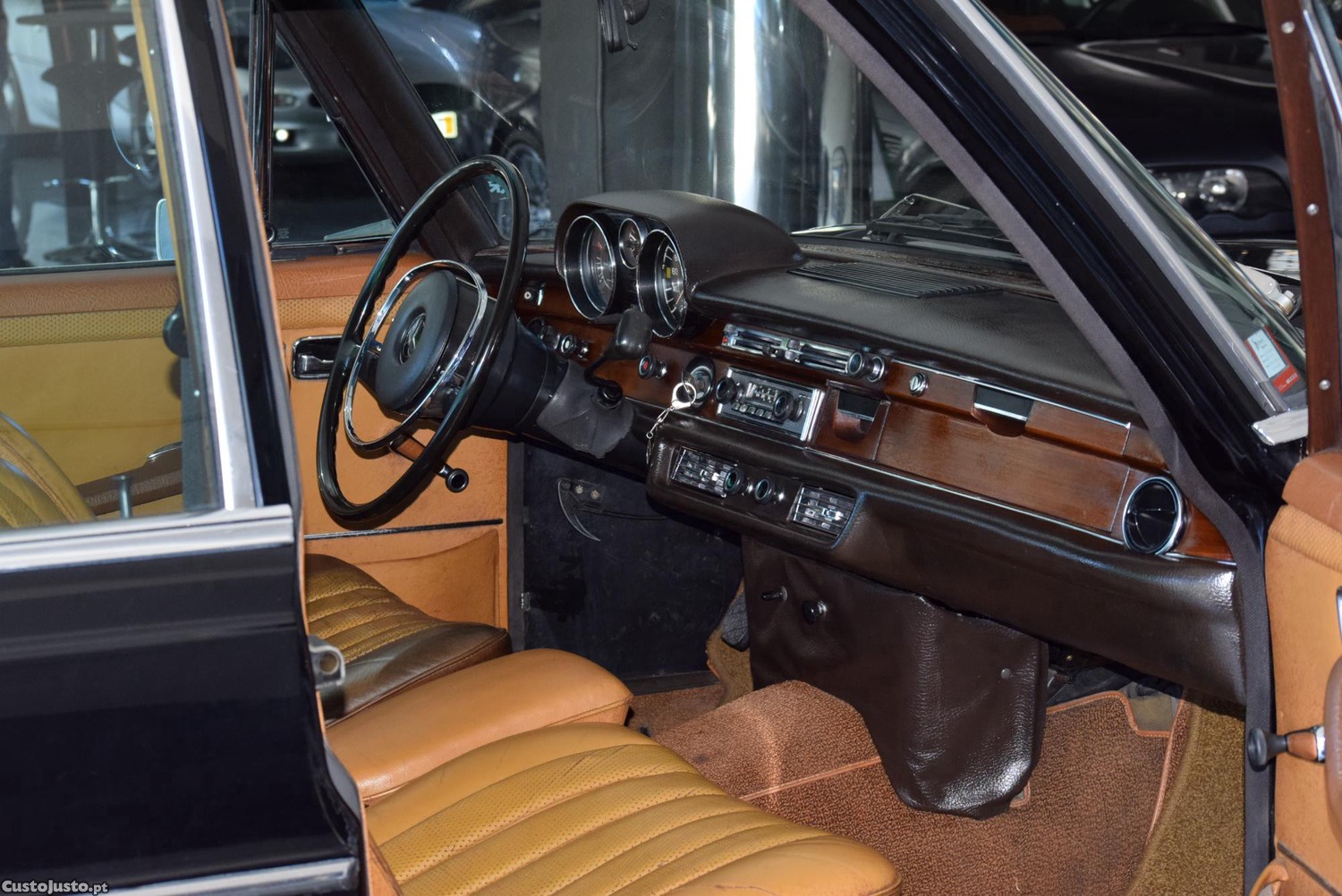 Mercedes-Benz 280 SE - 1971 — fotografia 4