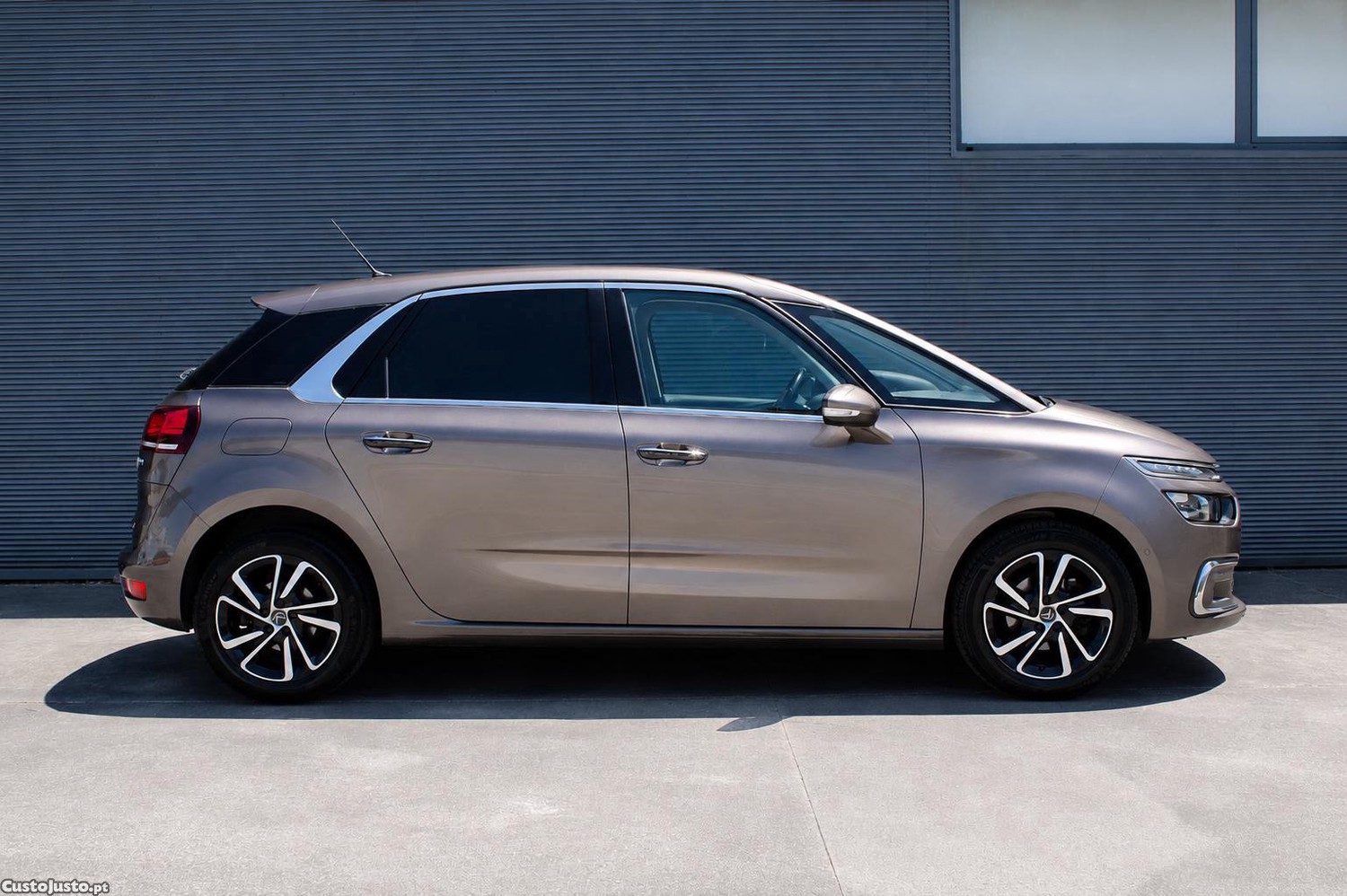 Citroën C4 Picasso 1.6 Bluehdi Intense — fotografia 9