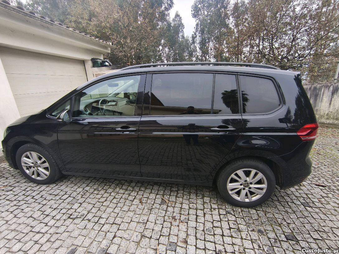 Volkswagen Touran Confortline — fotografia 2