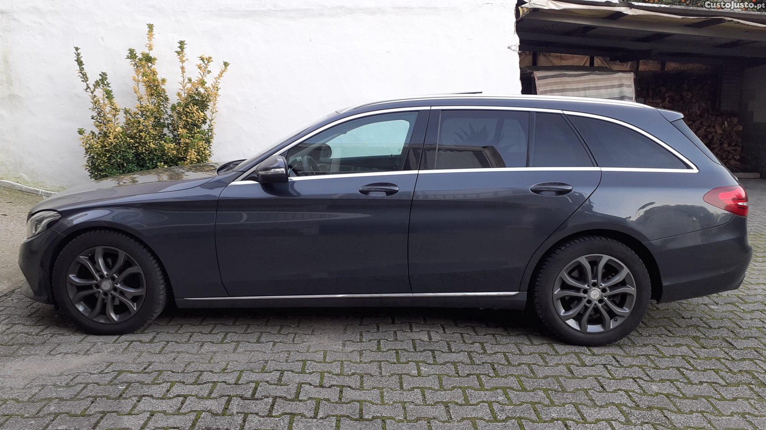 Mercedes-Benz C 200 Bluetec — fotografia 4