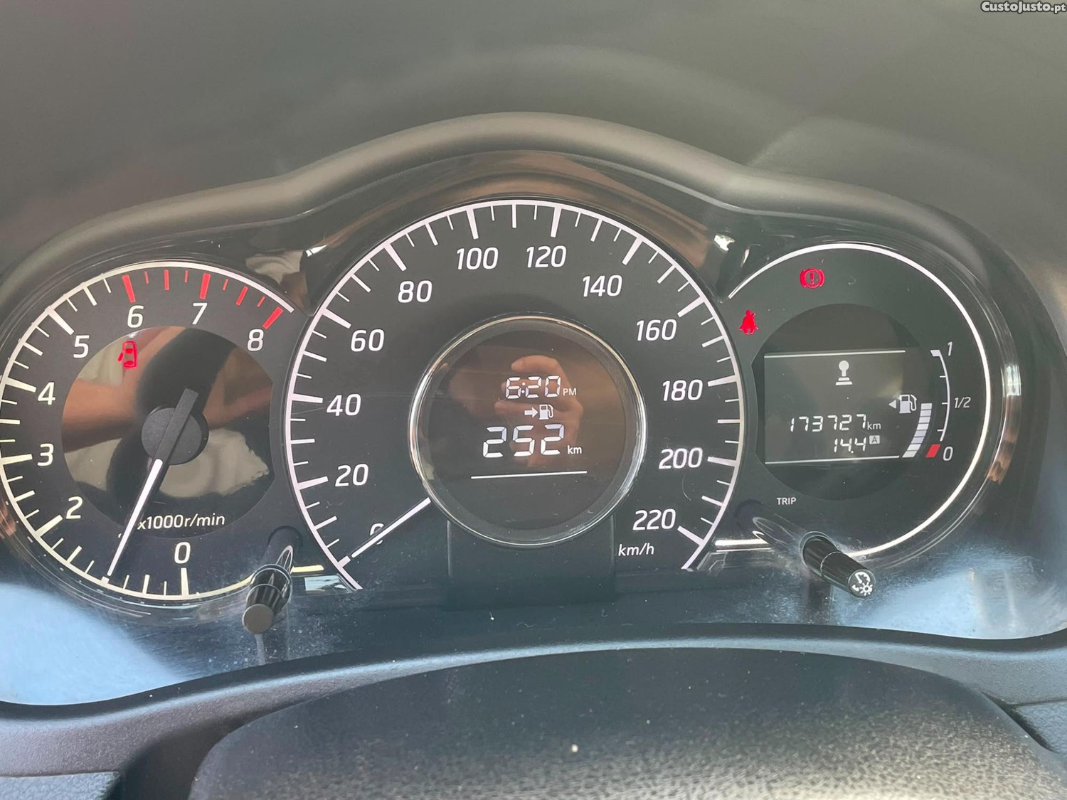 Nissan Note 1.2 Acenta — fotografia 3