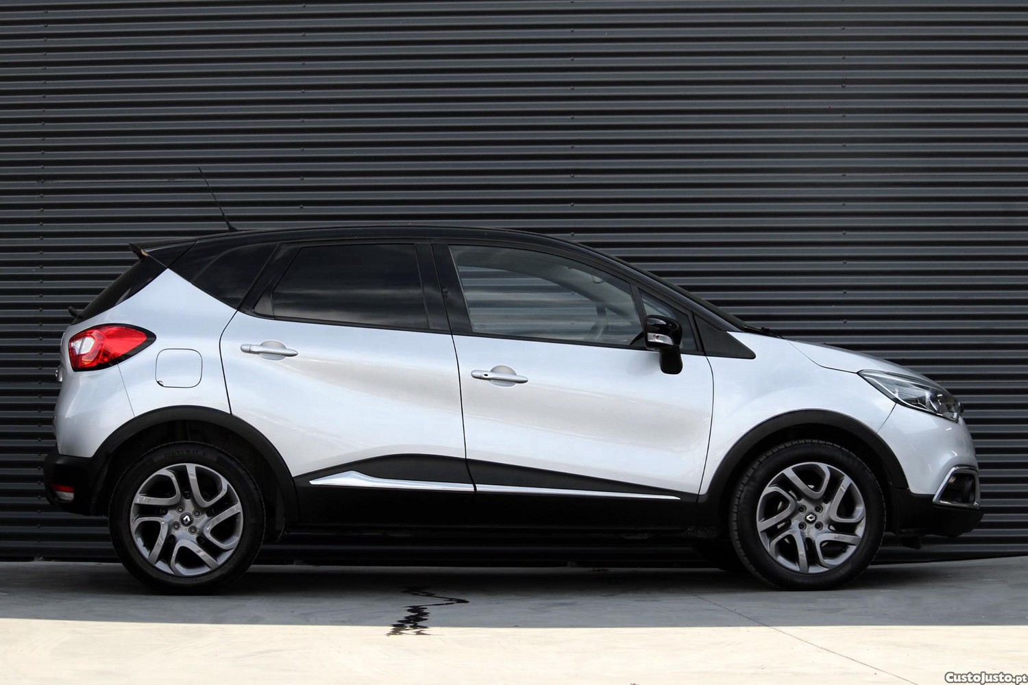 Renault Captur 1.5 dCi Exclusive — fotografia 26