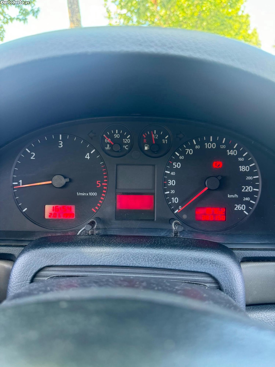 Audi A4 1.9 TDI — fotografia 4