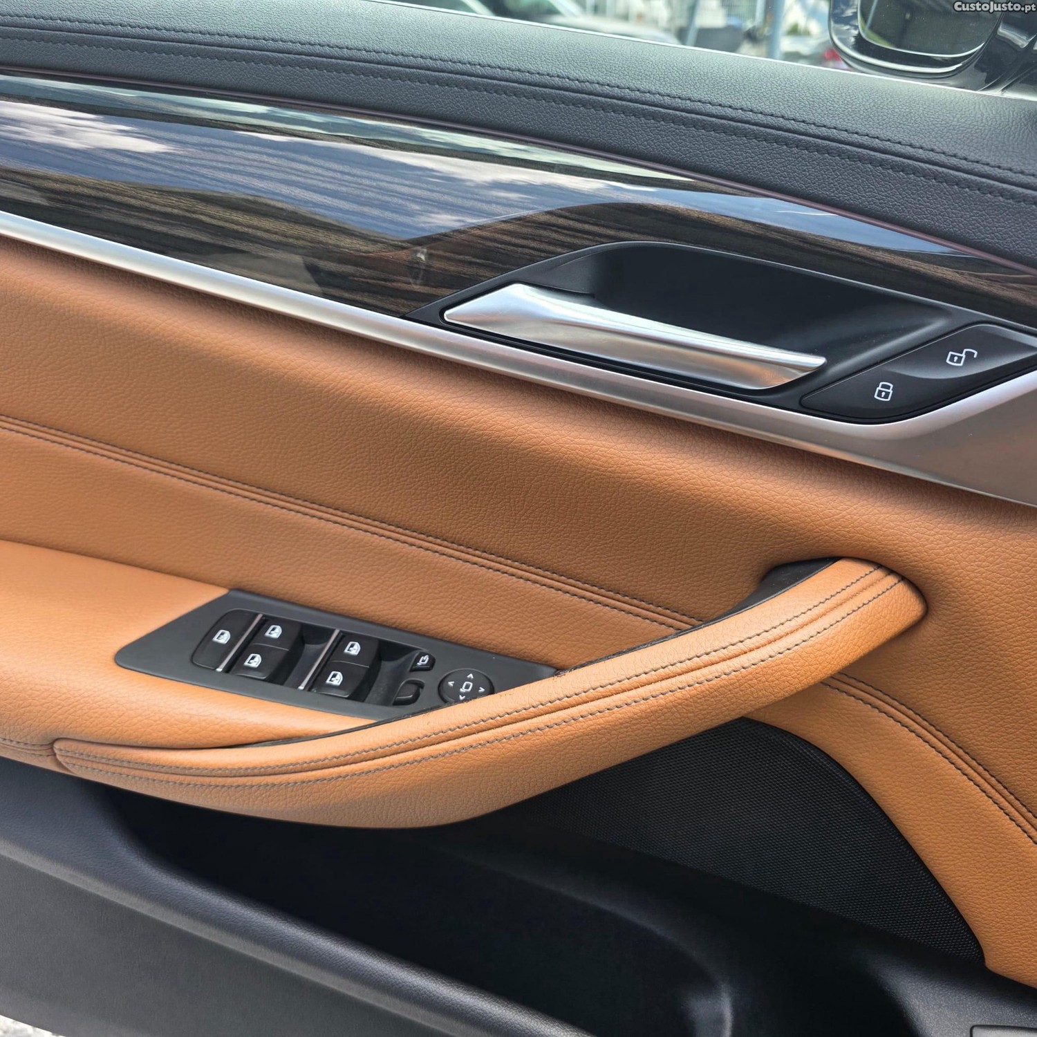 BMW 520 d Line Luxury Auto — fotografia 13