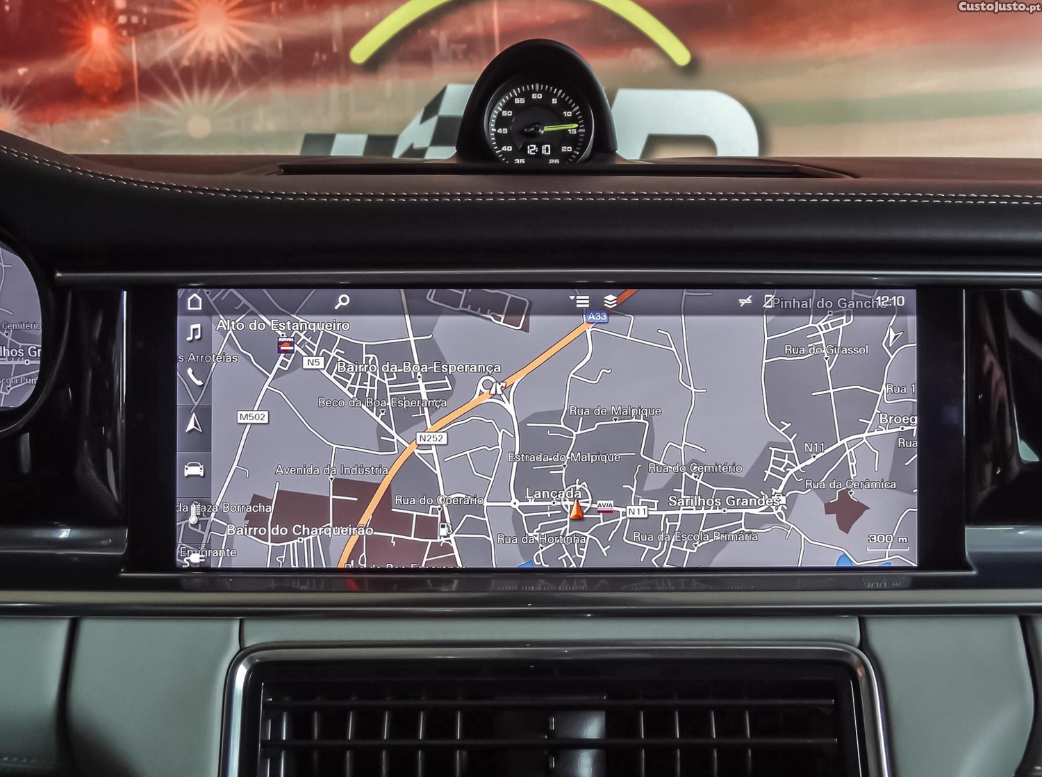 Porsche Panamera 4 E-HYBRID — fotografia 13