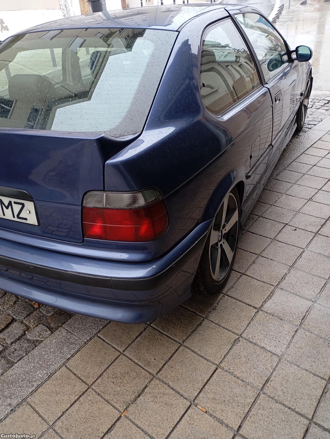 BMW 318 Motor 120 D — fotografia 6