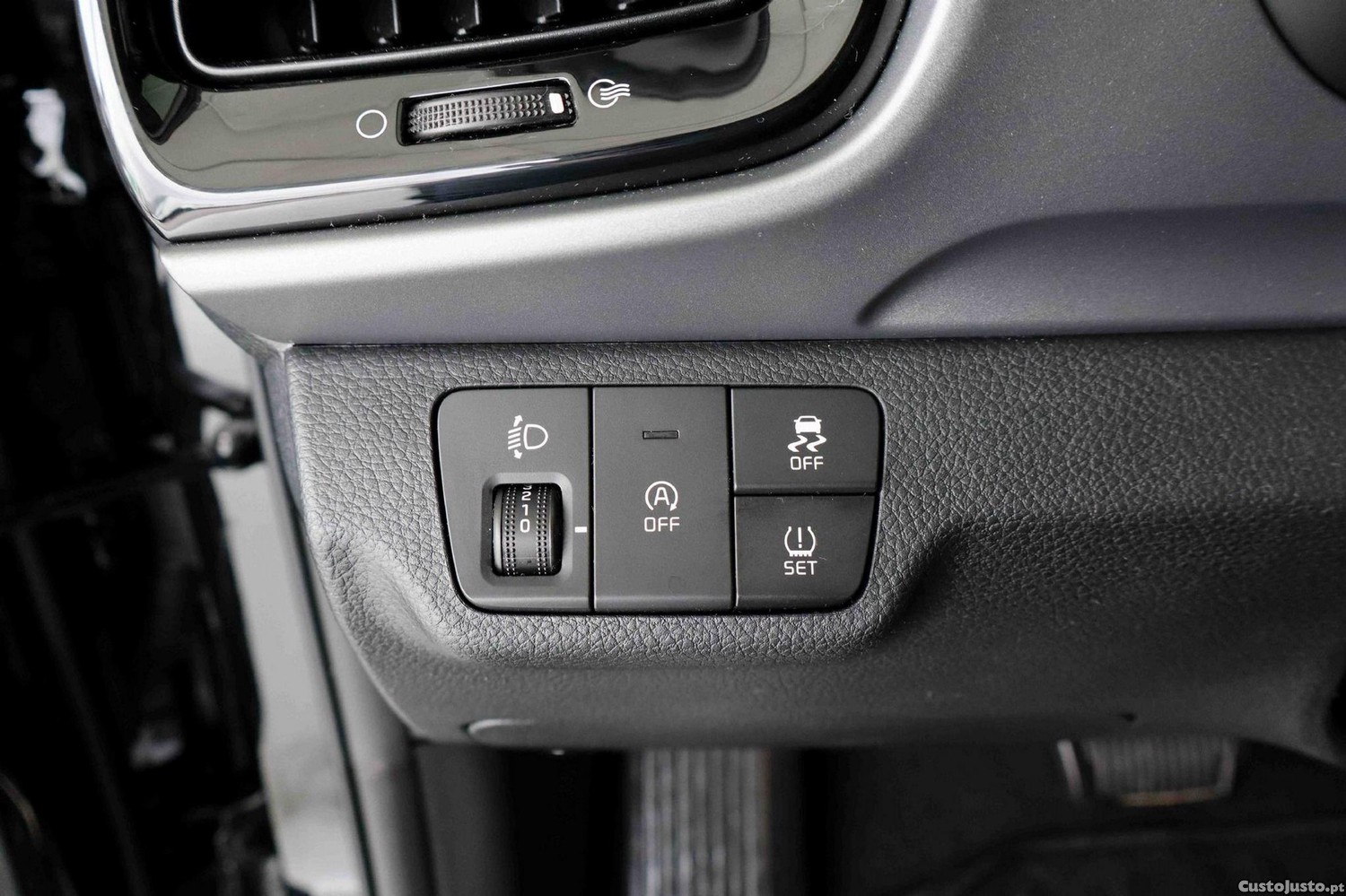 Kia Stonic 1.0 T-GDi Drive 7DCT — fotografia 17