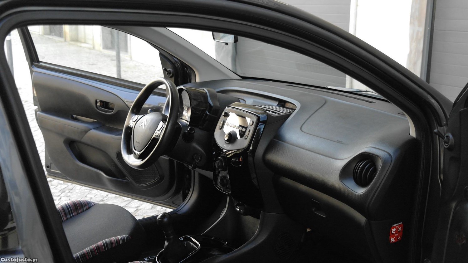 Citroën C1 1.0 VTi Feel — fotografia 6