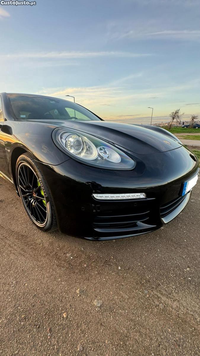 Porsche Panamera S E-Hybrid — fotografia 5