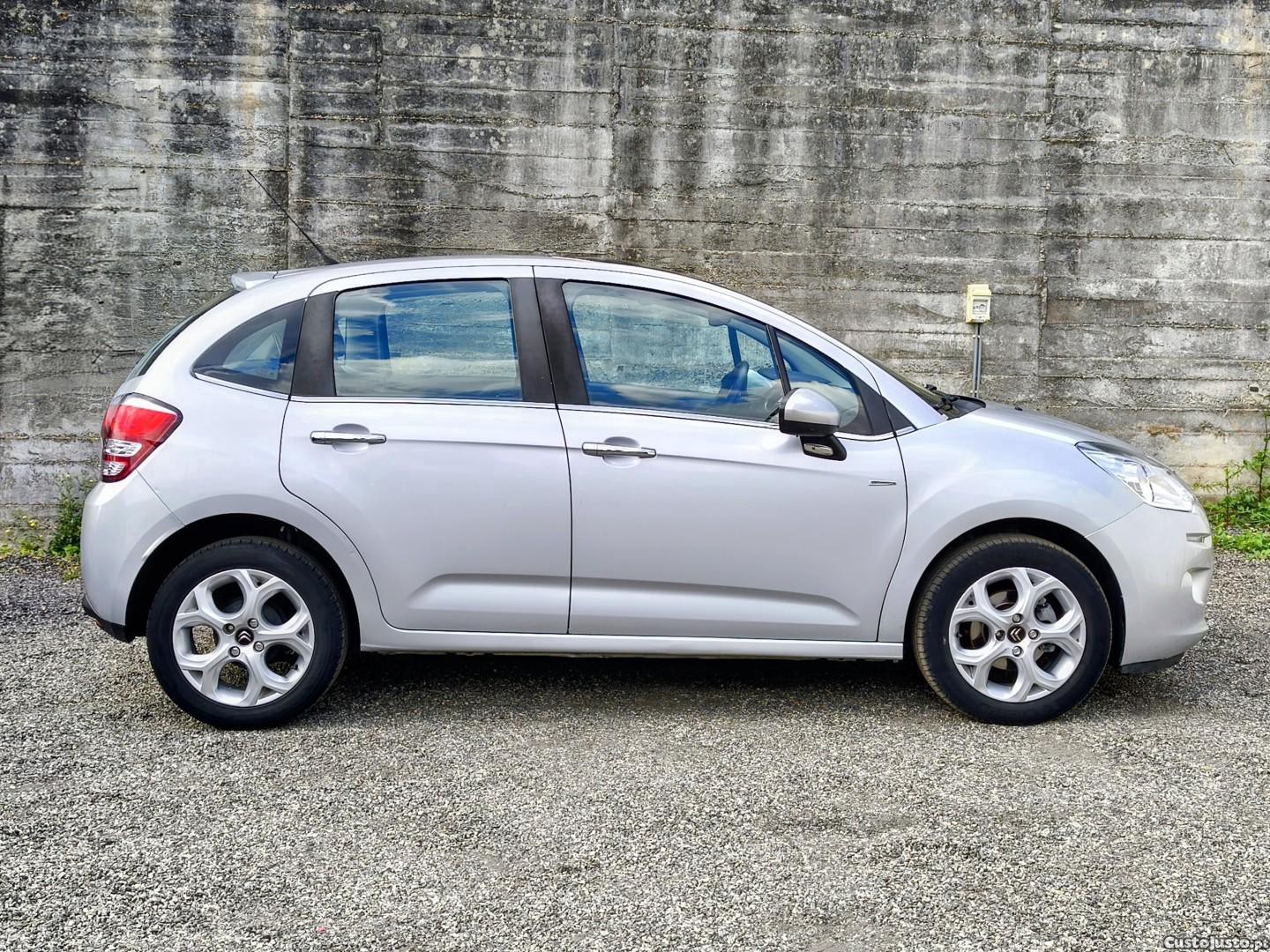 Citroën C3 1.2 VTi Exclusive — fotografia 14