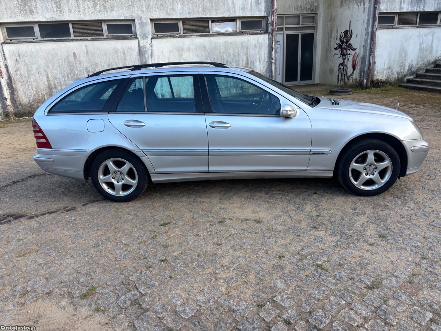 Mercedes-Benz C 220 W203 cdi — fotografia 2