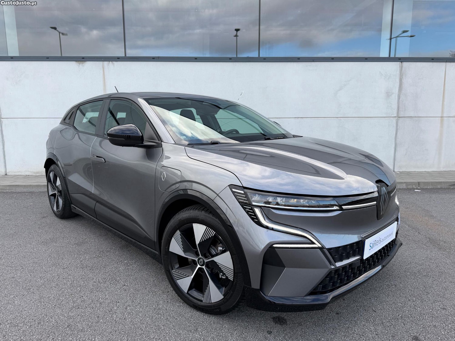 Renault Mégane E-TECH EV60 220hp Elétrico - 75.000 KM -TODAS as REVISÕES NA MARCA - Excelente Estado — fotografia 16