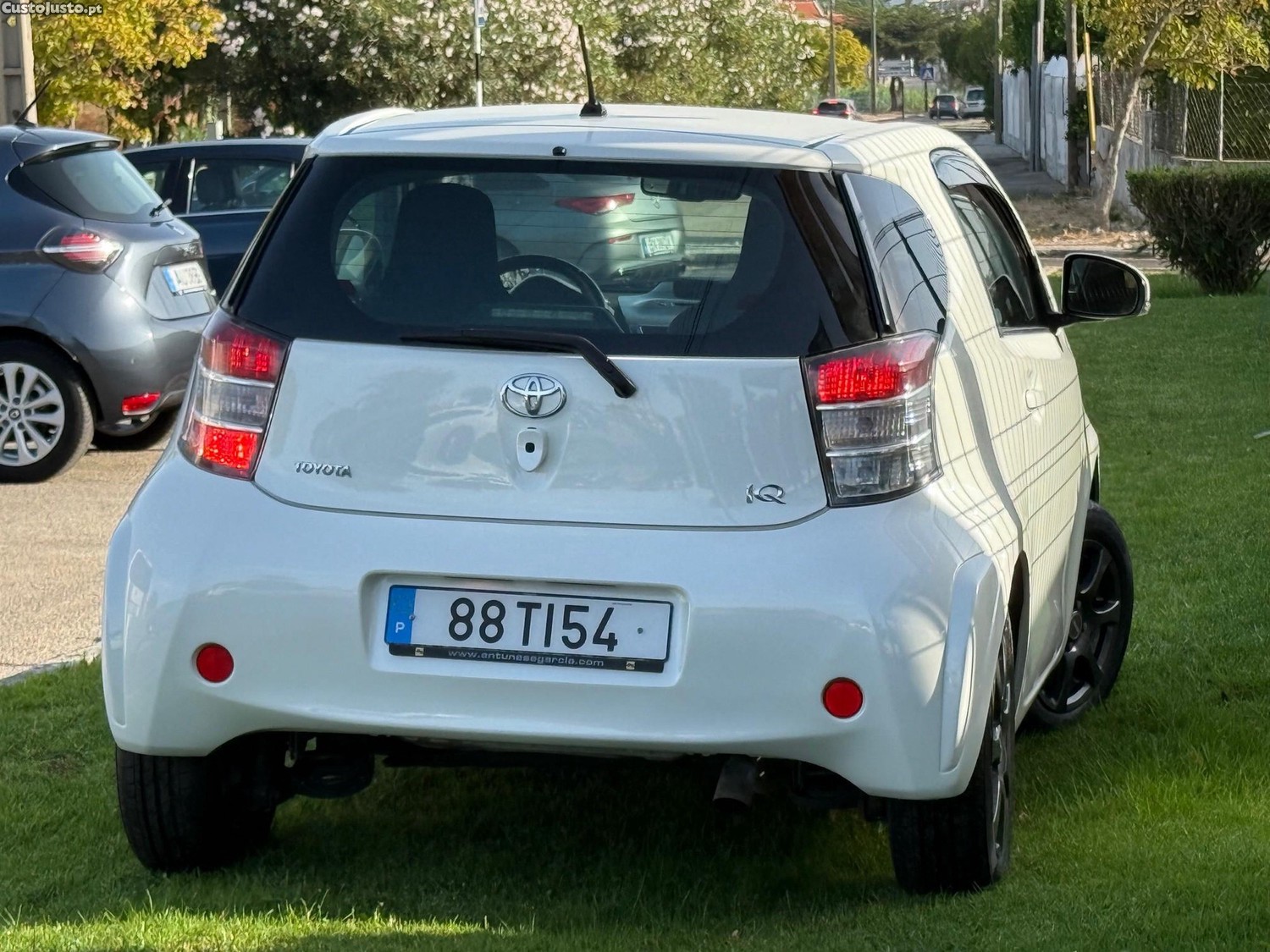 Toyota iQ 1.33 VVT-i - 10 foto 4