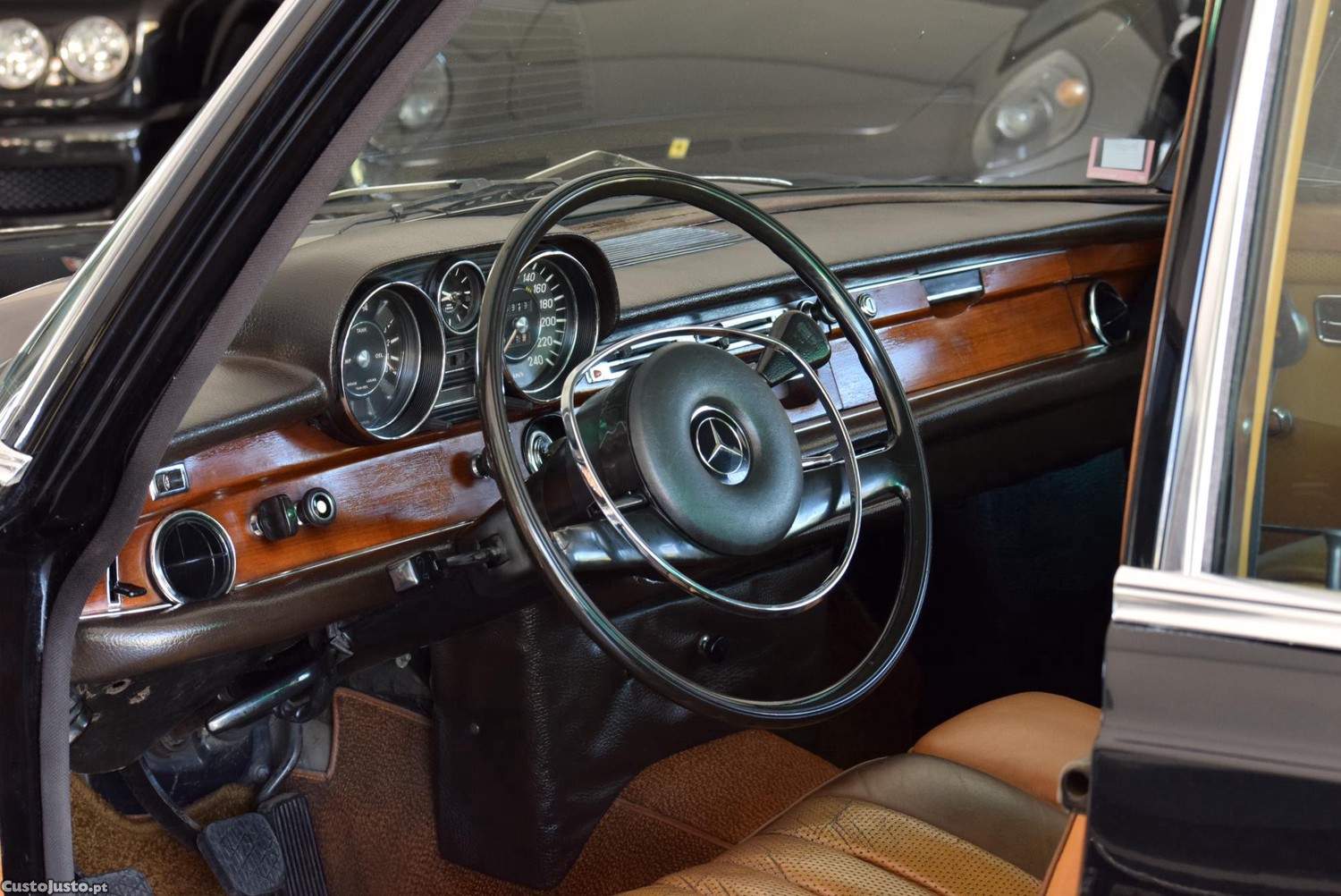 Mercedes-Benz 280 SE - 1971 — fotografia 5