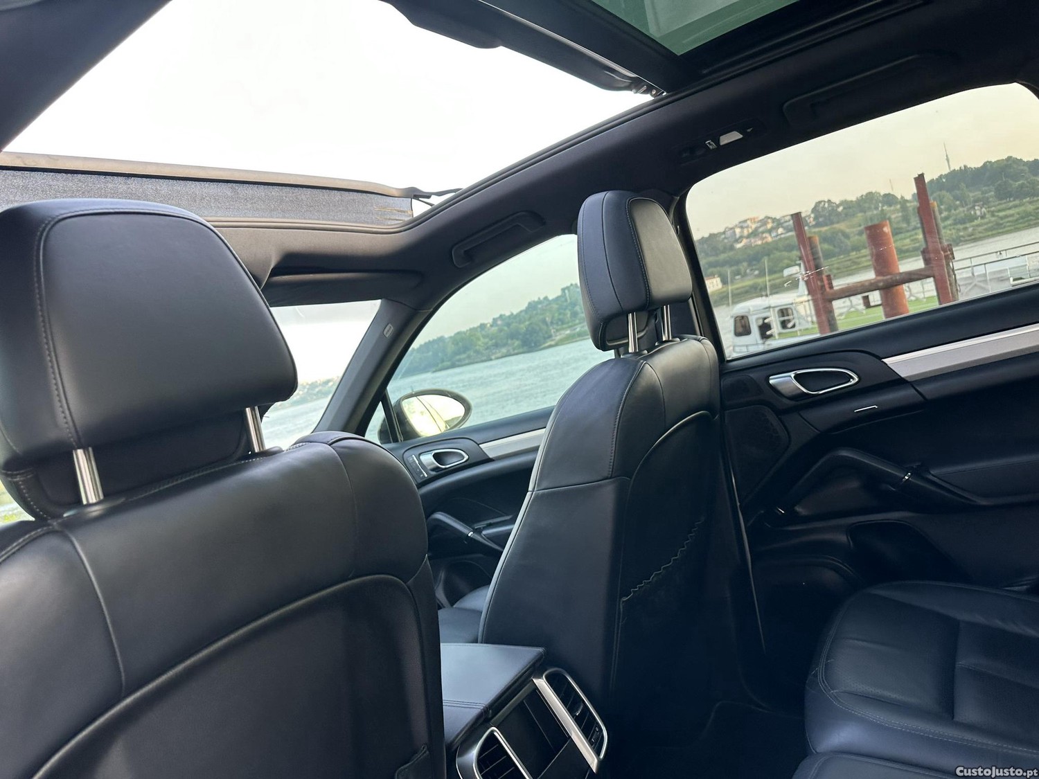 Porsche Cayenne S Hybrid — fotografia 6