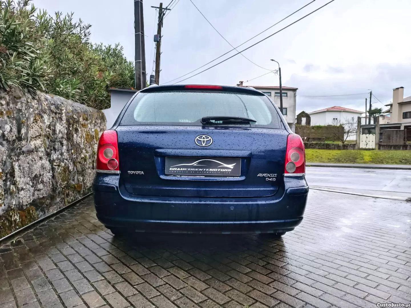 Toyota Avensis Lb 2.0 d-4d — fotografia 7