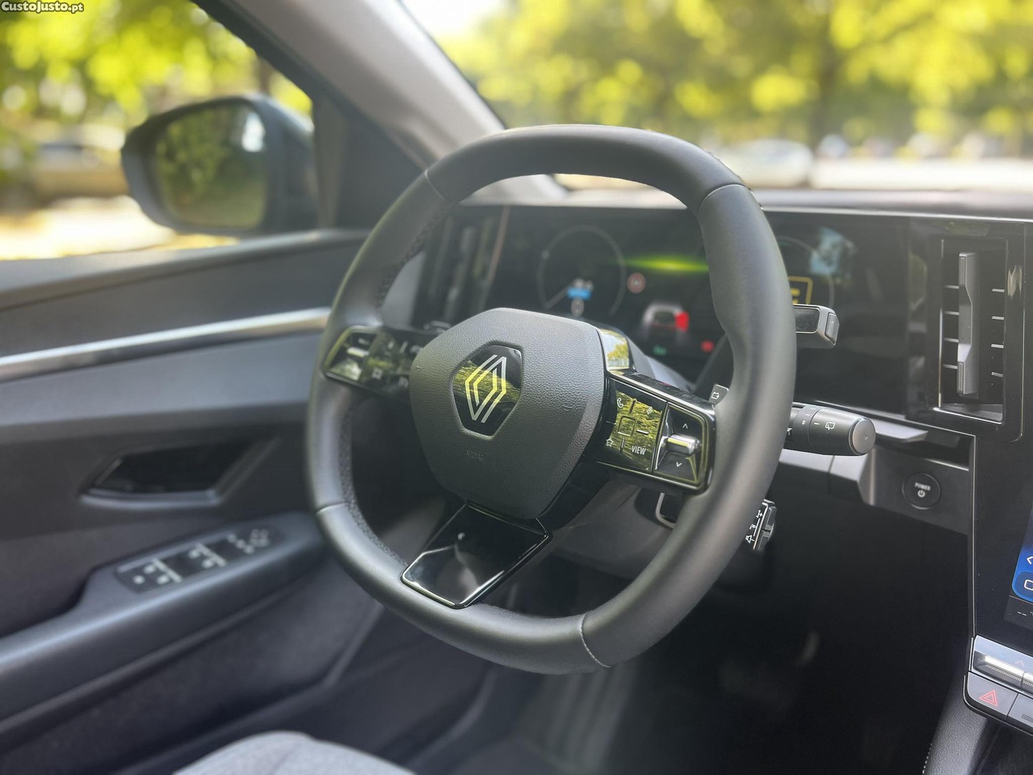 Renault Mégane E-Tech — fotografia 6