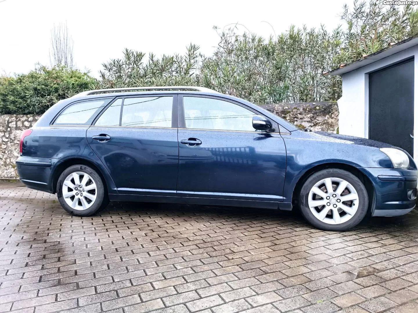 Toyota Avensis Lb 2.0 d-4d — fotografia 9