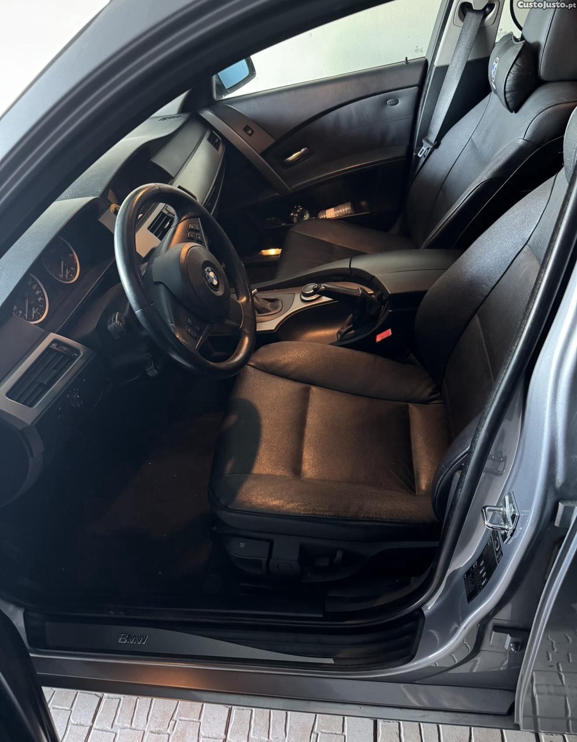 BMW 520 E60 — fotografia 4