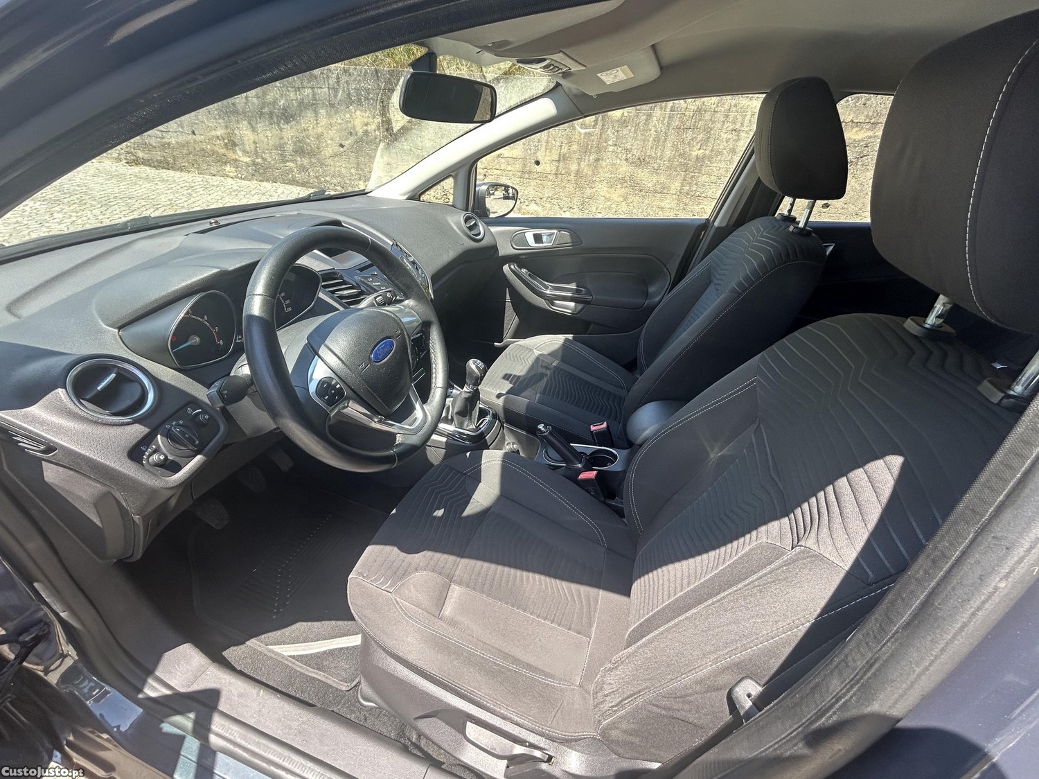 Ford Fiesta 1.0 TI-VCT Titanium — fotografia 9