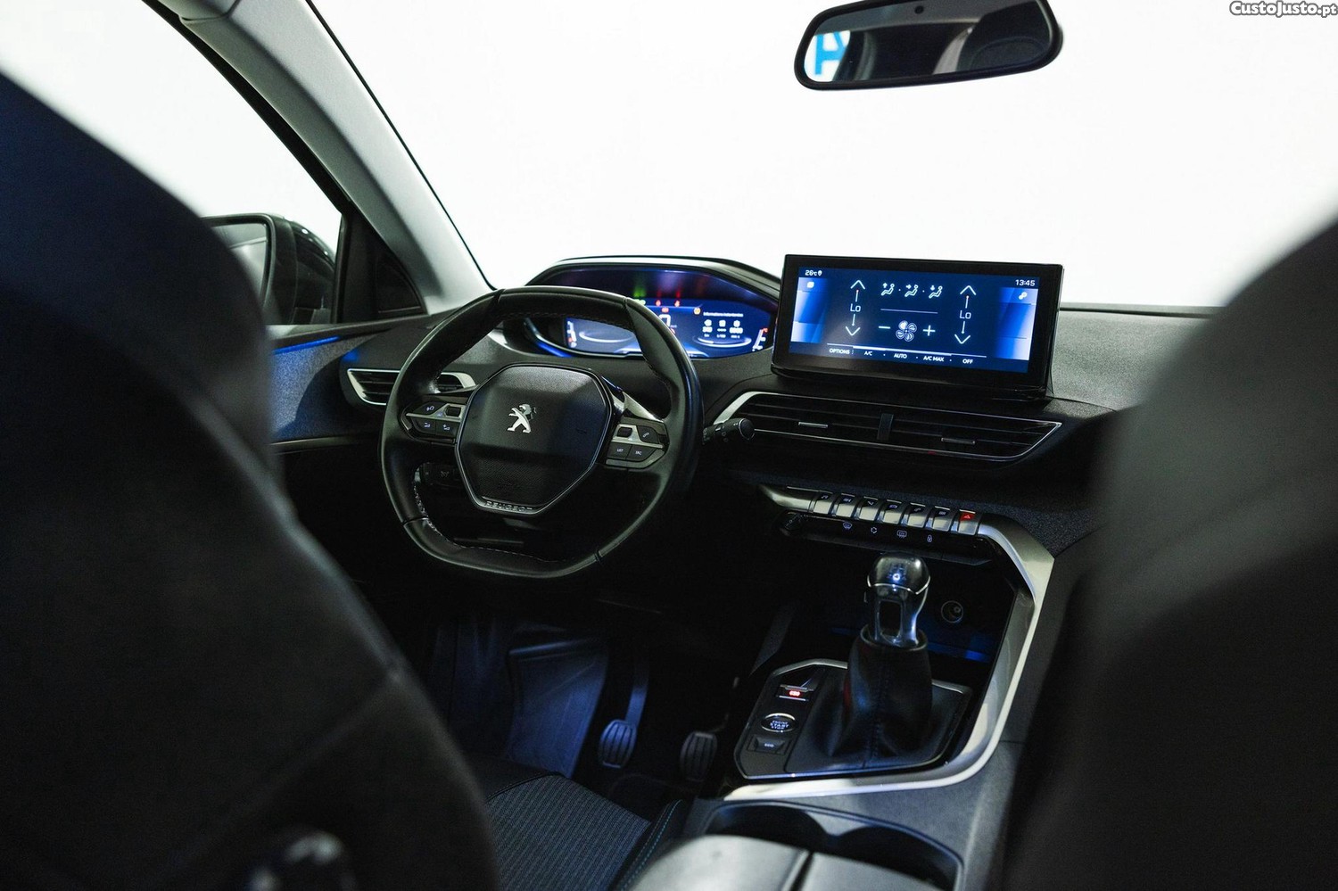 Peugeot 5008 1.2 PureTech Allure Pack — fotografia 16