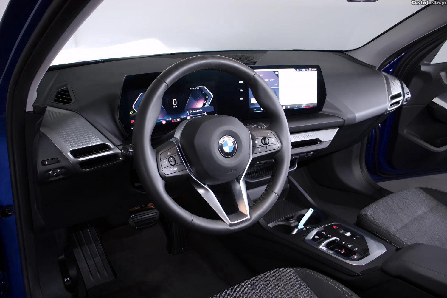 BMW 116 Pack Desportivo M — fotografia 12
