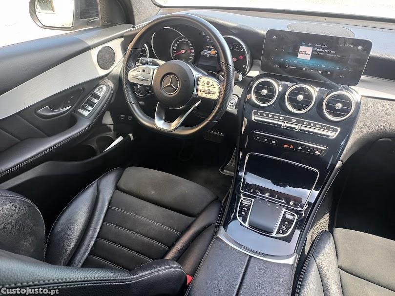 Mercedes-Benz GLC 300 e Coupe AMG-Line 4Matic — fotografia 2