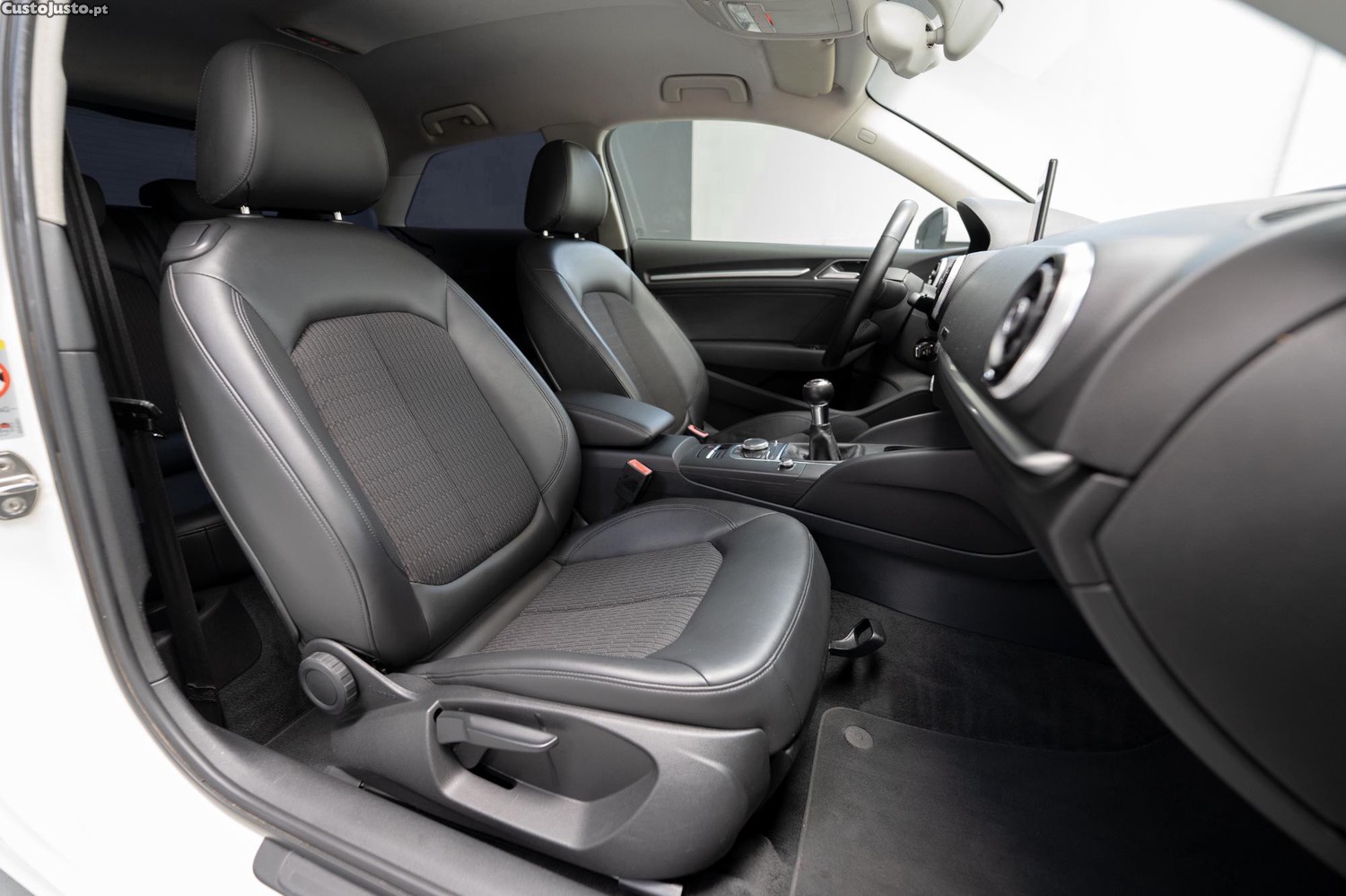 Audi A3 2.0 TDI 150cv Advance — fotografia 15