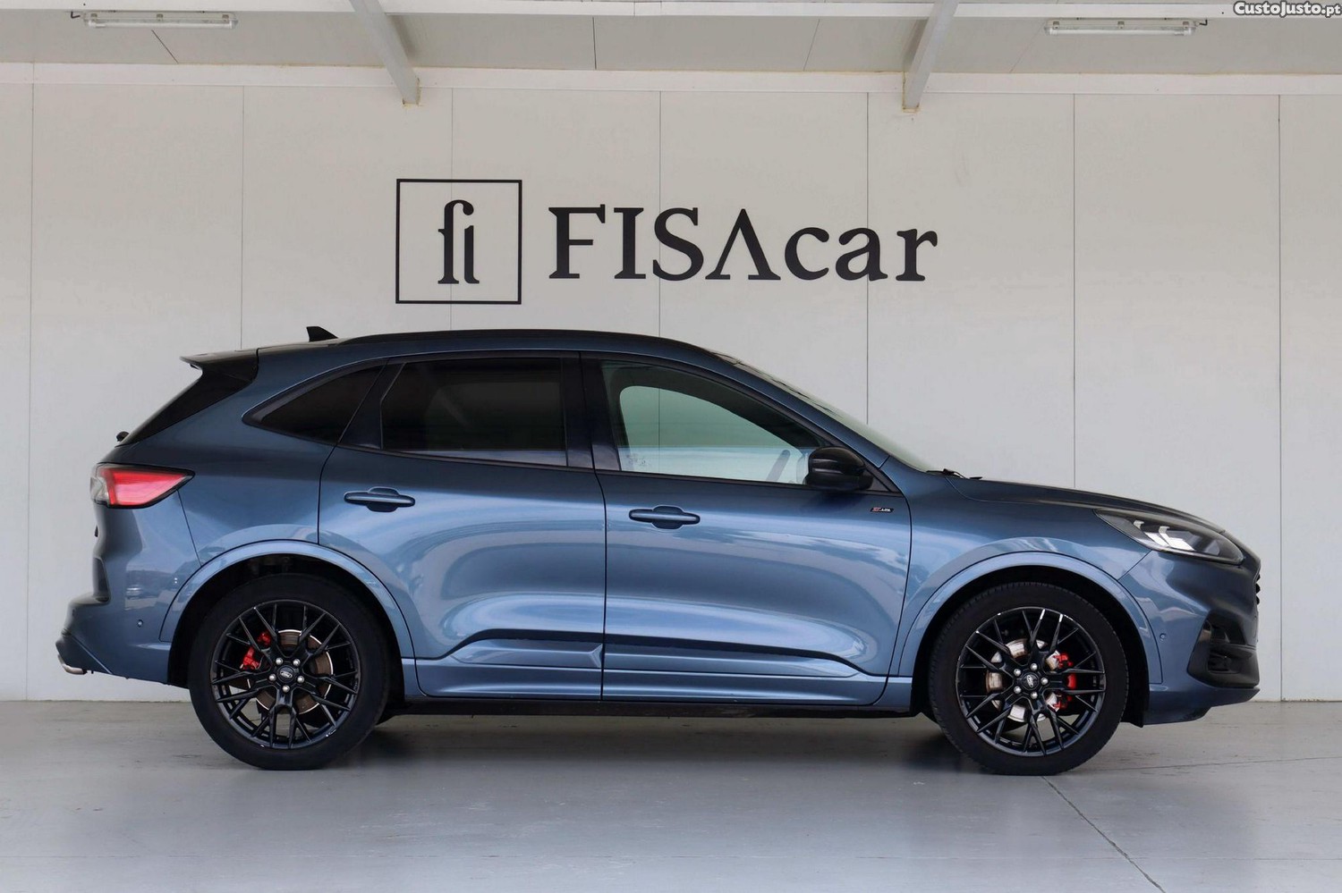 Ford Kuga 1.5 EcoBoost ST-Line X — fotografia 25