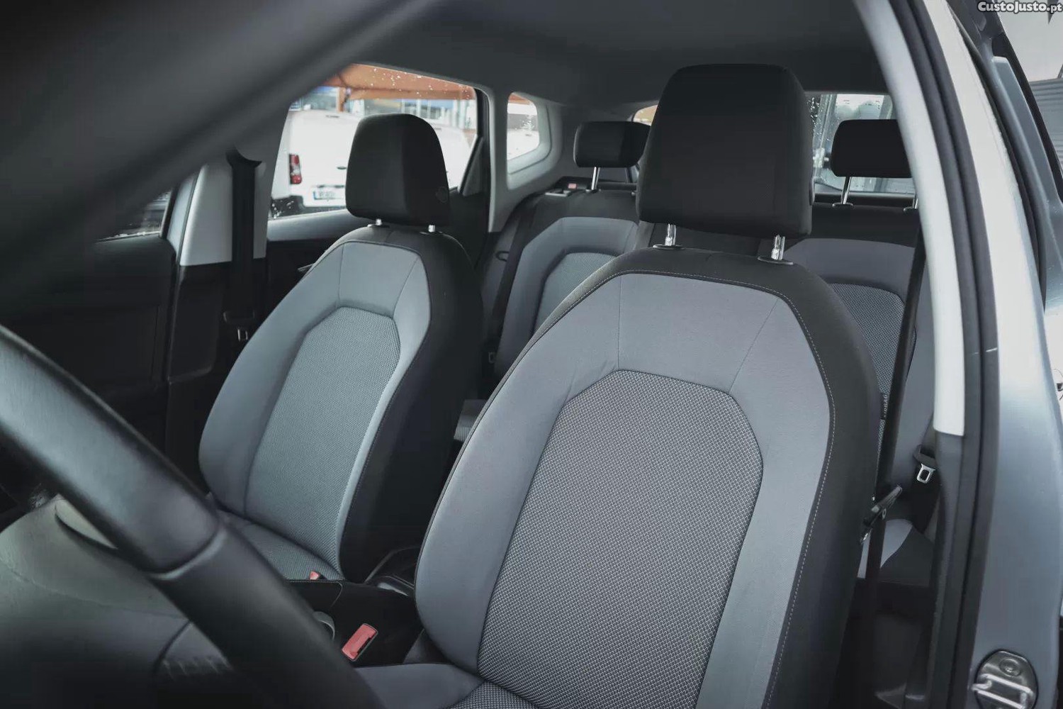 Seat Arona 1.0 tsi style - 20 — photo 4