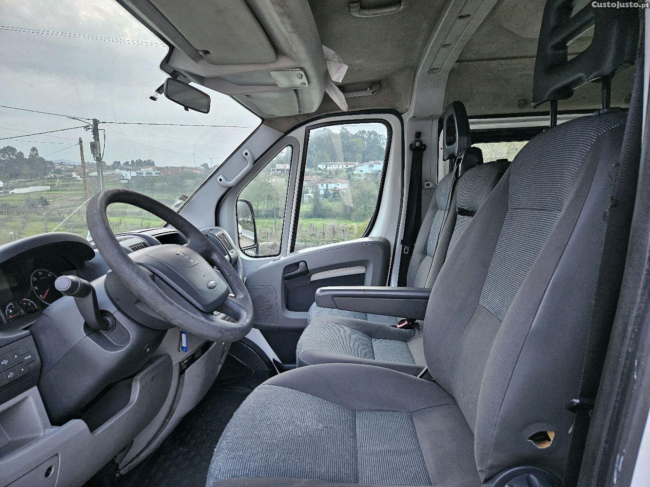 Peugeot Boxer Combi — fotografia 3