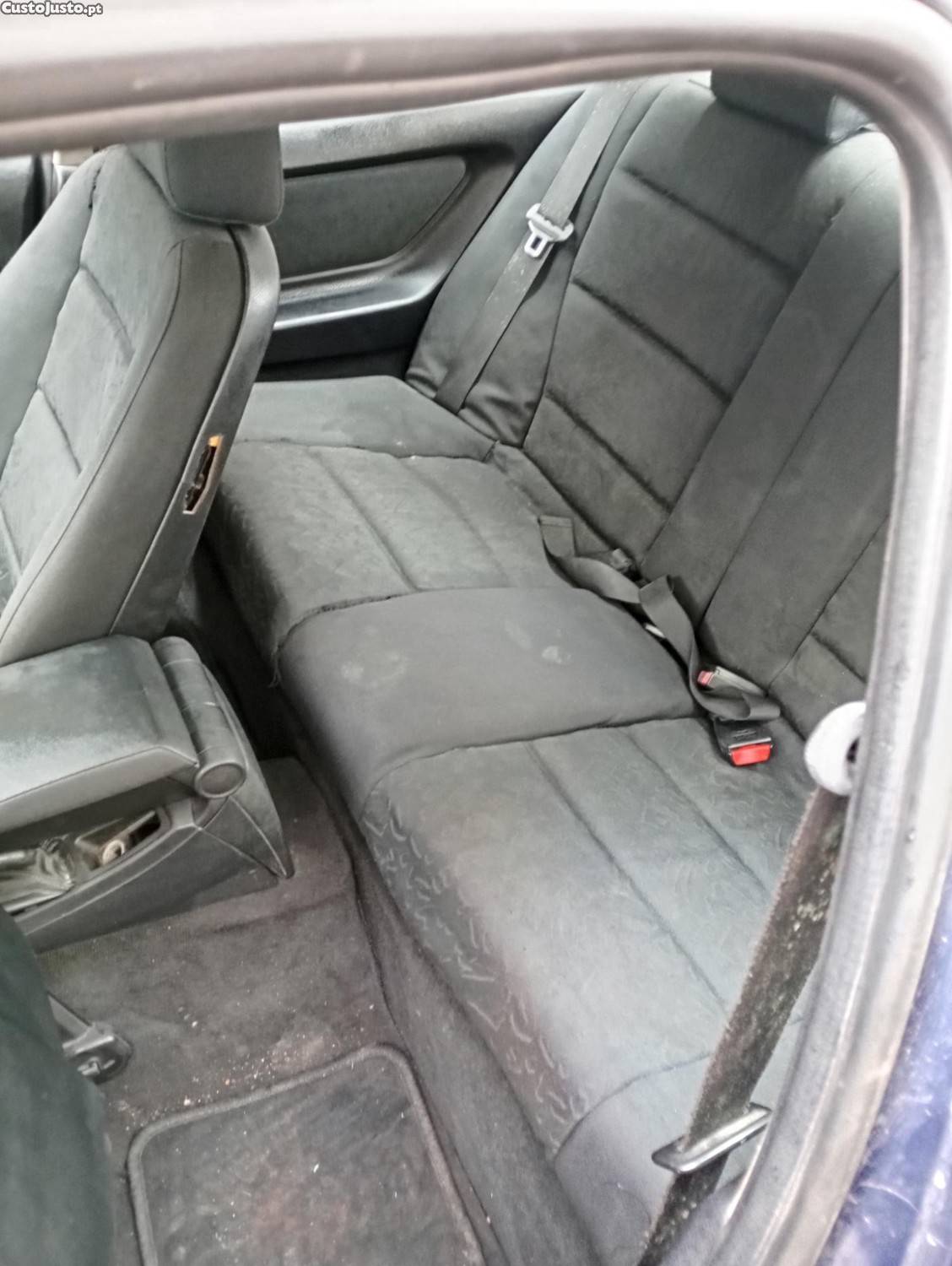 BMW 318 Motor 120 D — fotografia 7