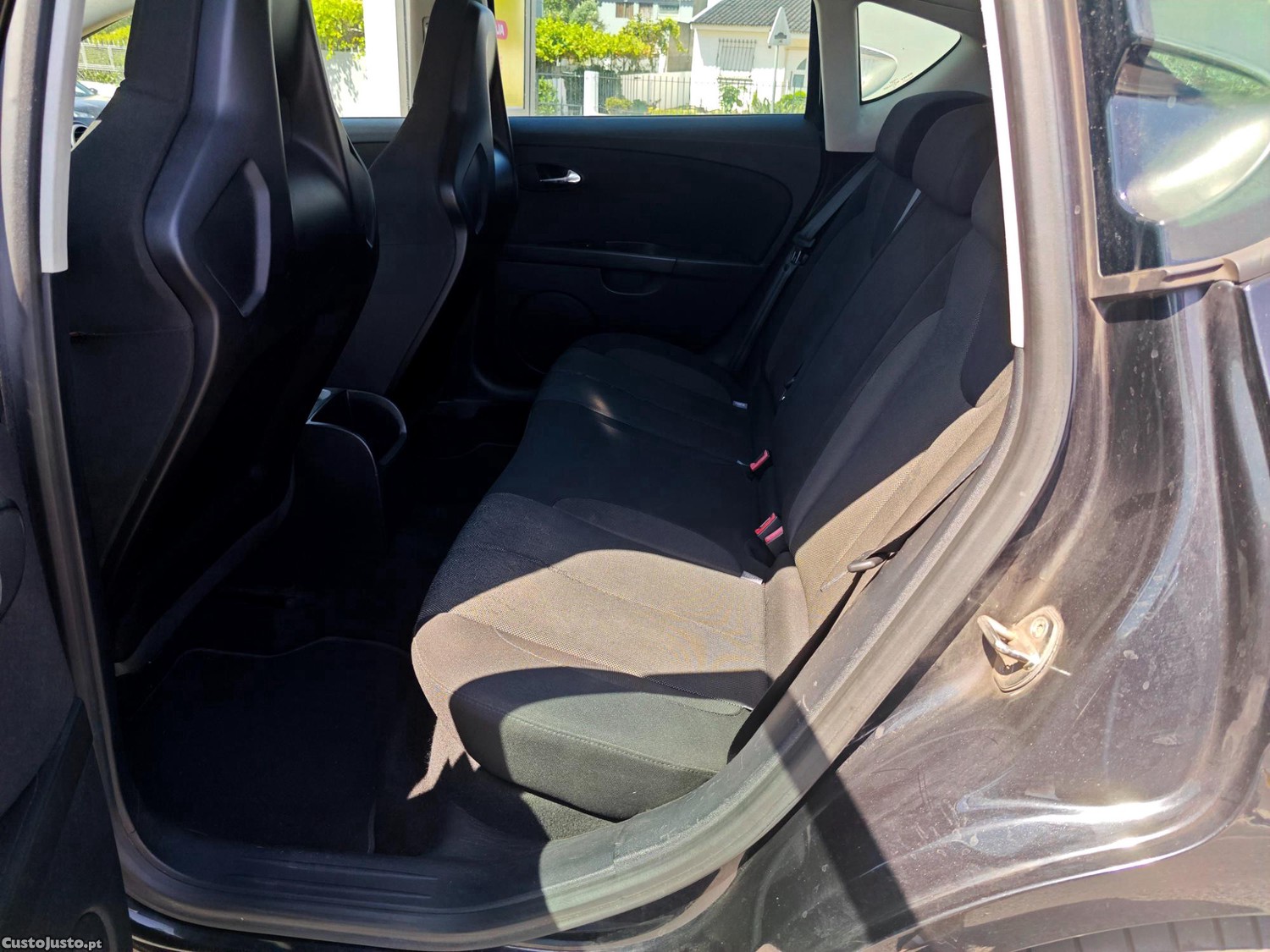 SEAT Leon FR 2.0 TDI 170cv — fotografia 4