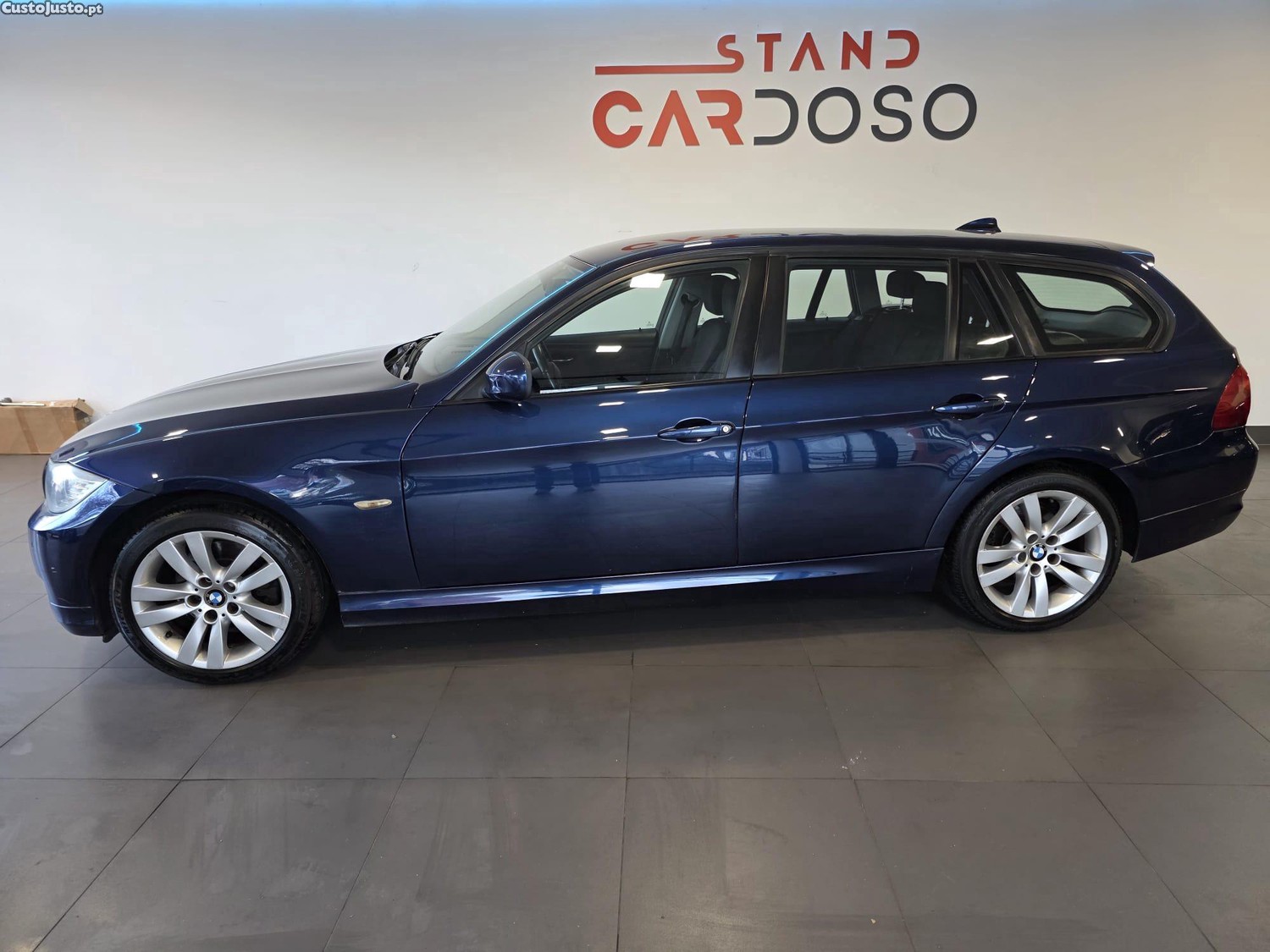 BMW 318 Luxury Line — fotografia 2