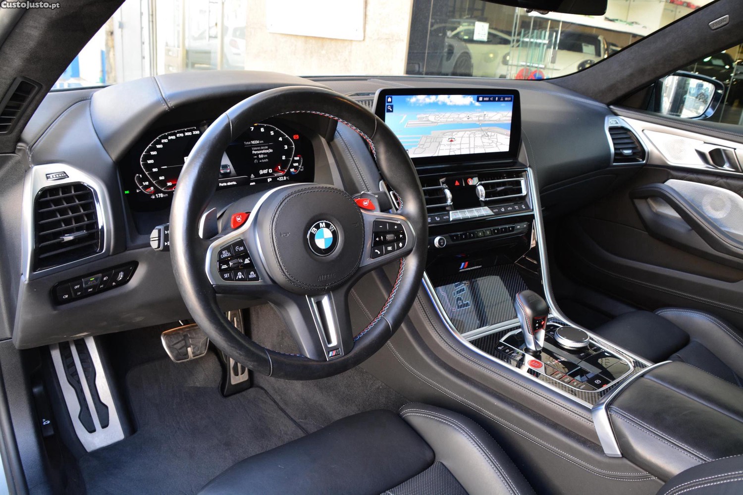 BMW M8 Gran Coupé Competition — fotografia 6