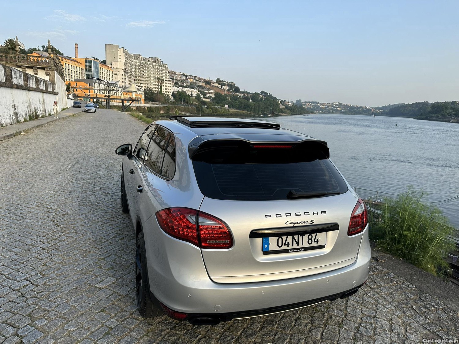 Porsche Cayenne S Hybrid — fotografia 15