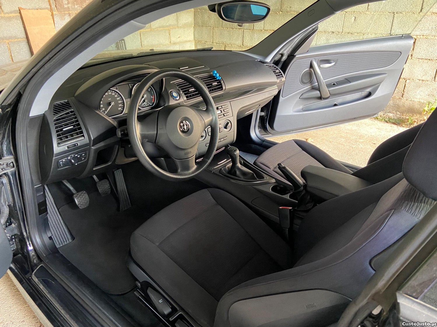 BMW 120 LCI — fotografia 4